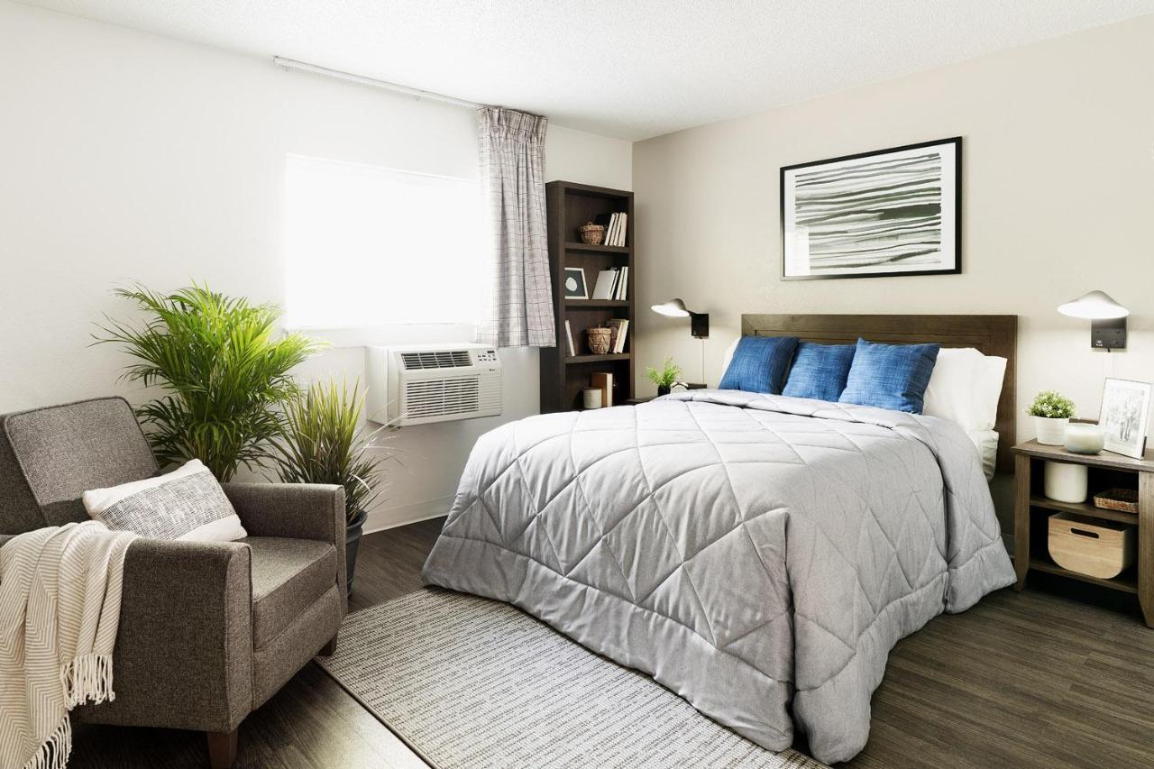 Intown Suites Extended Stay Richmond Va - Честър Екстериор снимка