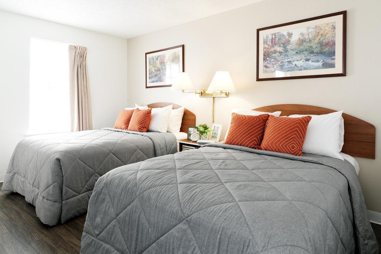 Intown Suites Extended Stay Richmond Va - Честър Екстериор снимка